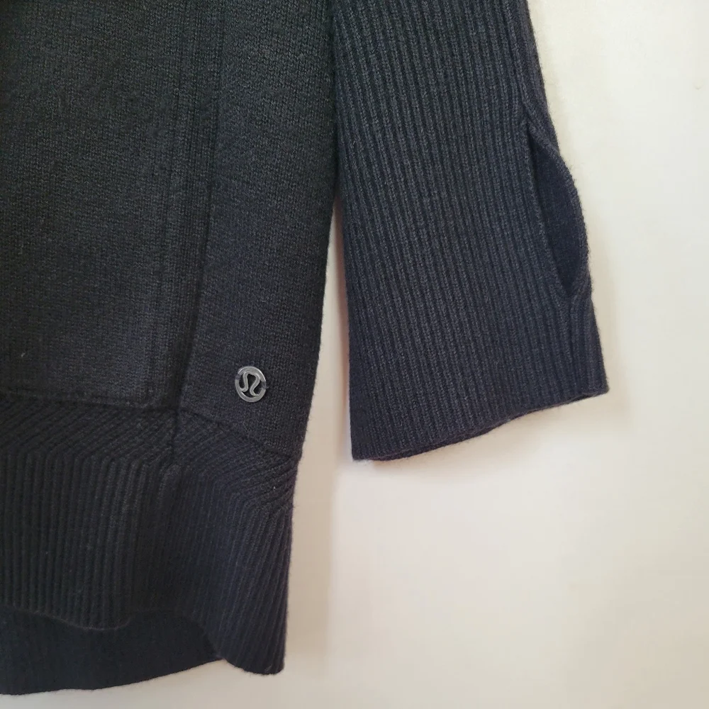 lululemon athletica excellent preloved